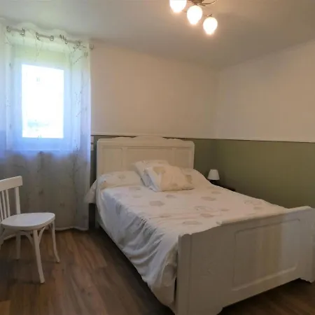Saint-lon-les-mines, 4 Pieces, 7 Personnes - Fr-1-360-726 Feriehus